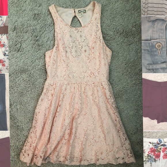 Forever 21 Light Pink Lace Dress - Picture 1 of 2